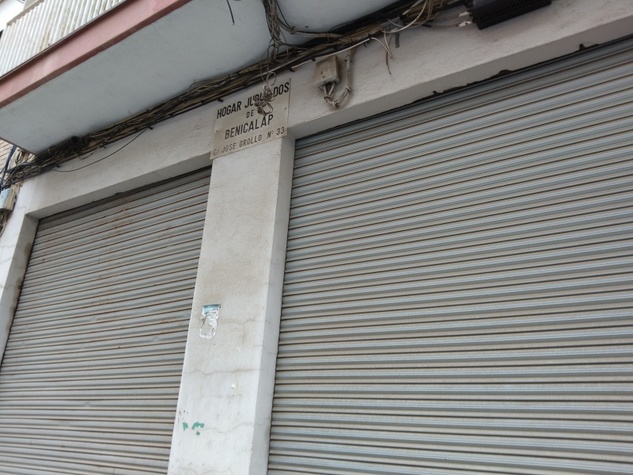 Hogar de los jubilados en desuso 