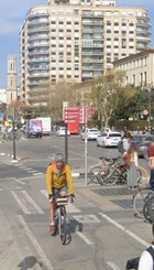 Cruce sin semáforo ciclista